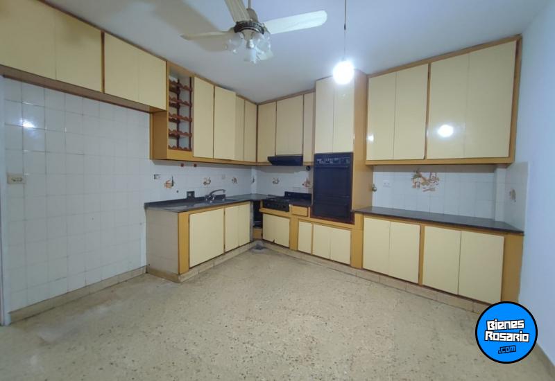 Casas - Rosario -  Alquiler