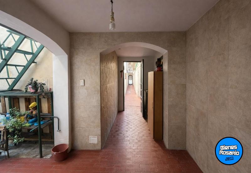 Departamentos de pasillo - Rosario - Venta