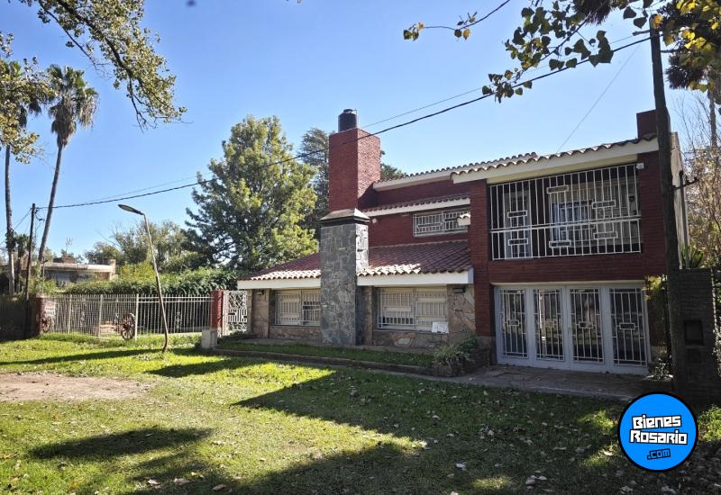 Casas - Funes -  Alquiler