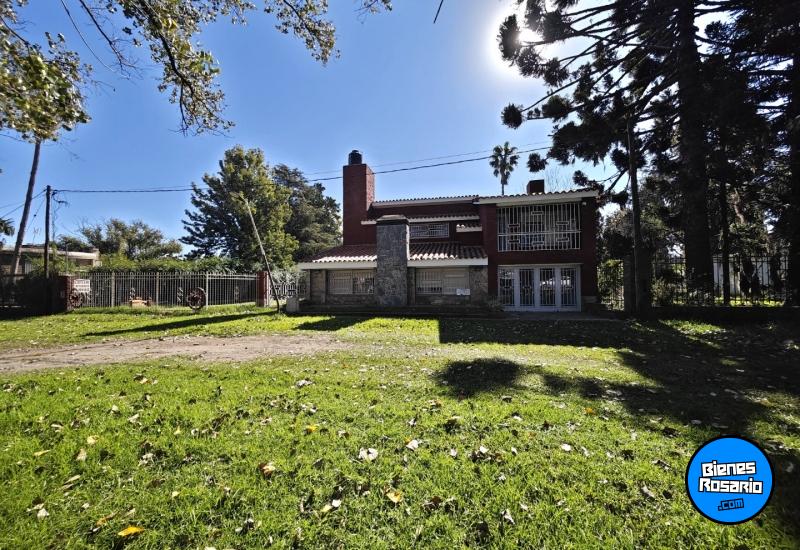 Casas - Funes -  Alquiler