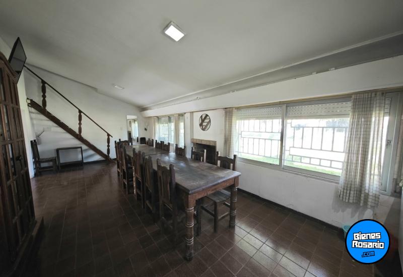 Casas - Funes -  Alquiler