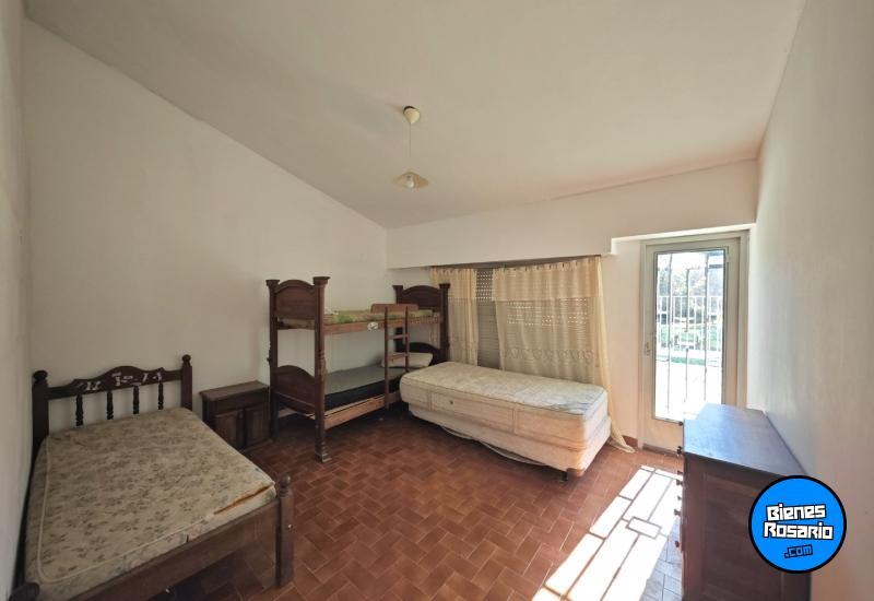 Casas - Funes -  Alquiler