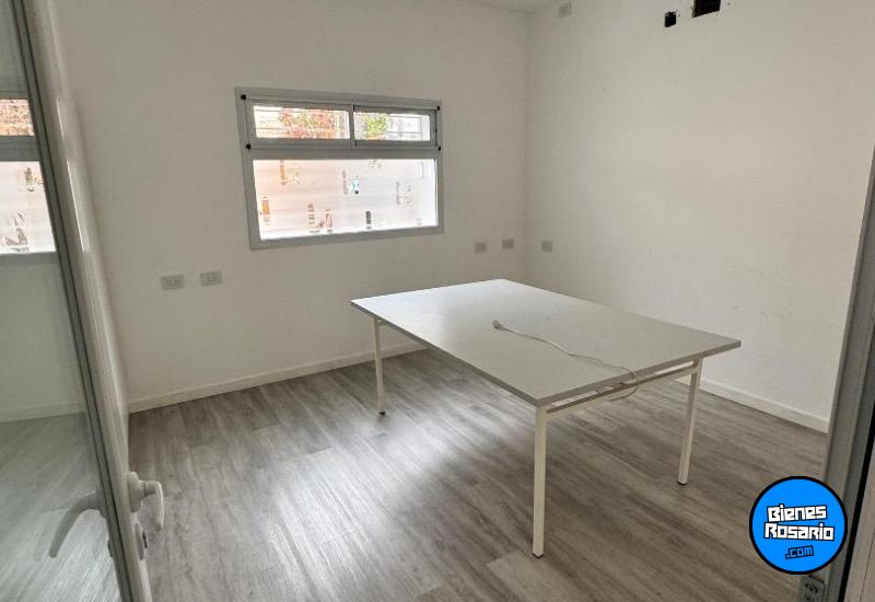 Oficinas - Granadero Baigorria - Venta