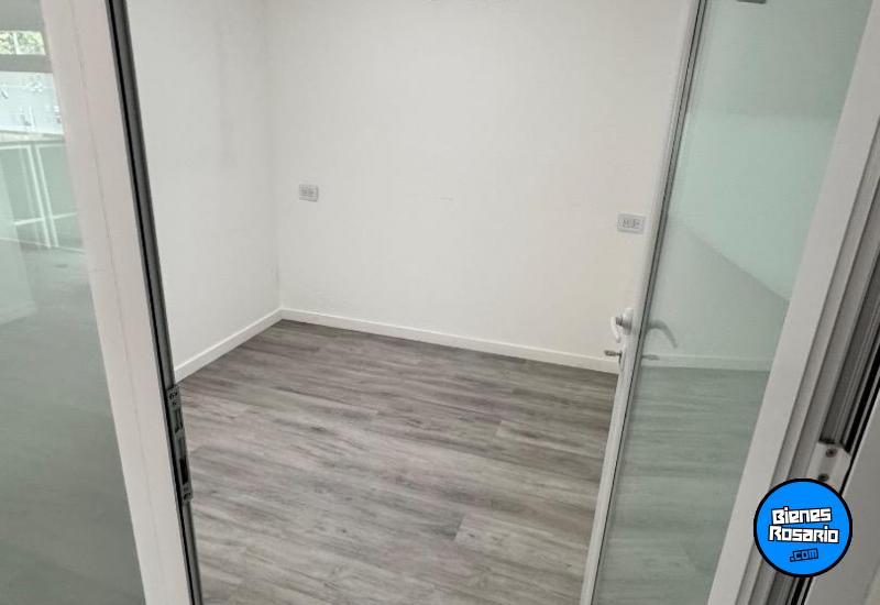 Oficinas - Granadero Baigorria - Venta