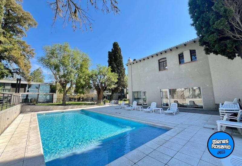 Casas - Rosario -  Alquiler