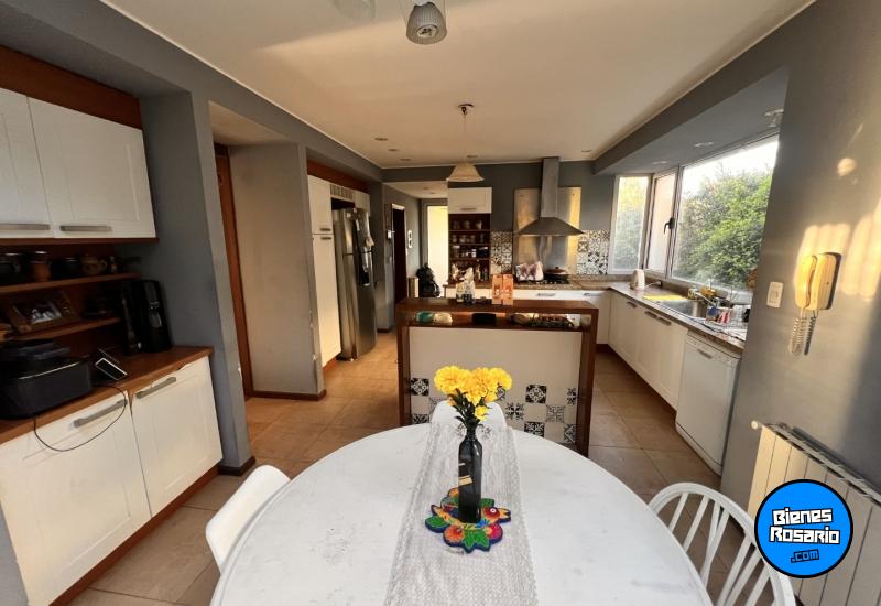Casas - Funes - Venta