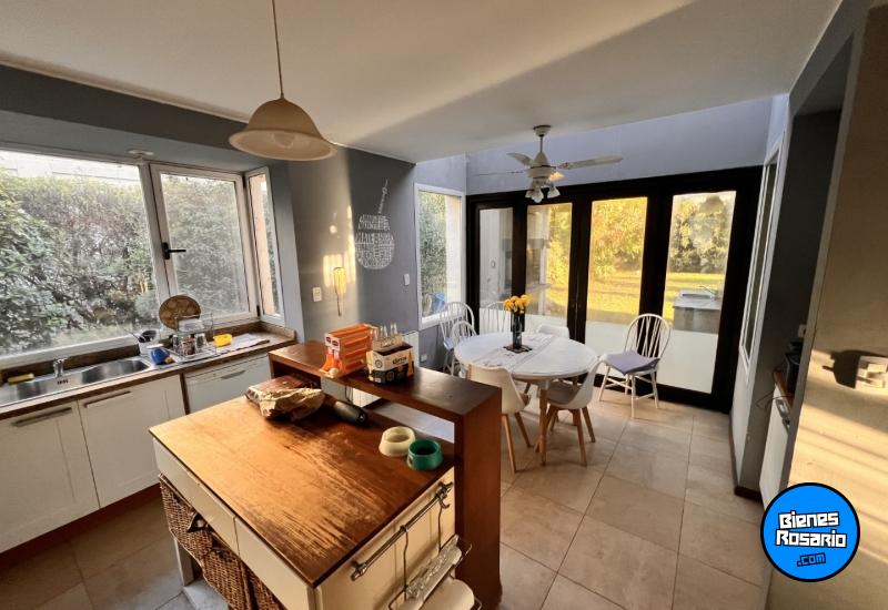 Casas - Funes - Venta