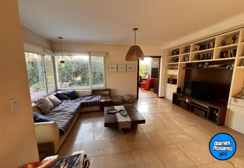 Casas - Funes - Venta