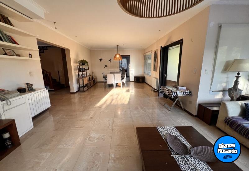 Casas - Funes - Venta