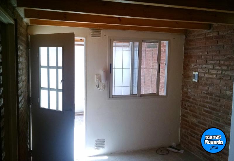 Departamentos de pasillo - Rosario - Venta
