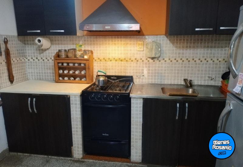 Casas - Rosario -  Alquiler