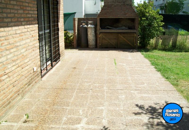Casas - Funes - Alquiler