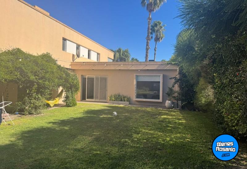 Casas - Funes - Venta