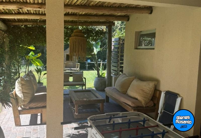 Casas - Funes - Venta