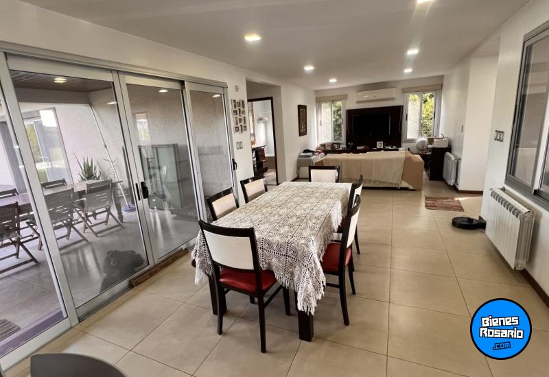 Casas - Funes - Venta