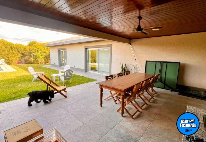 Casas - Funes - Venta