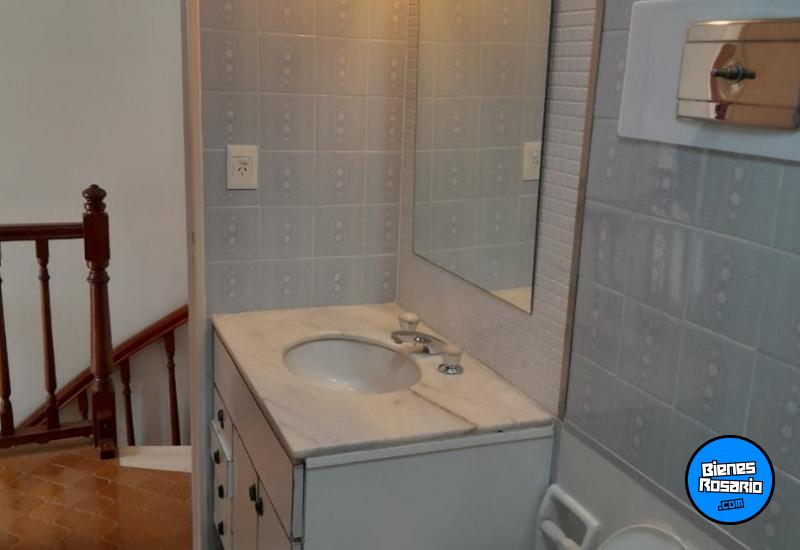 Casas - Rosario -  Alquiler
