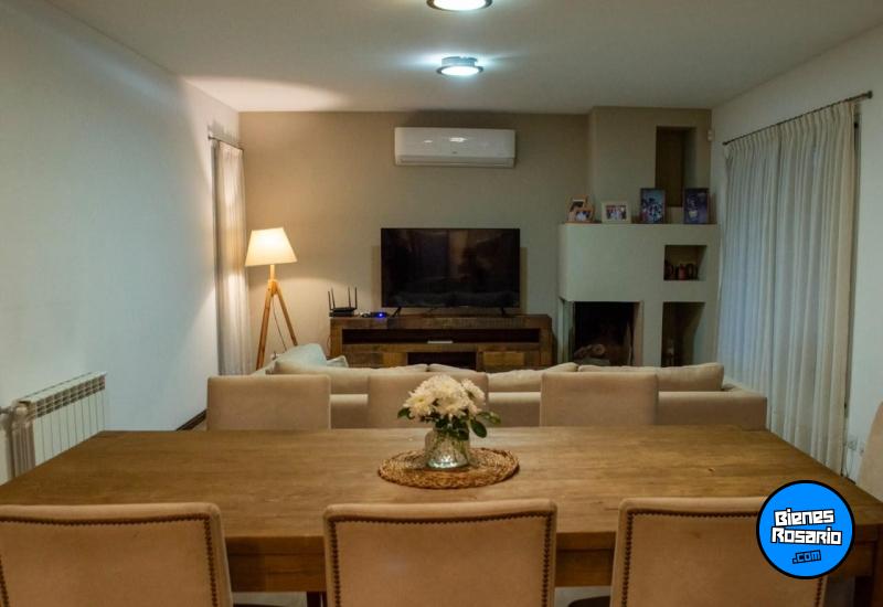 Casas - Funes - Venta