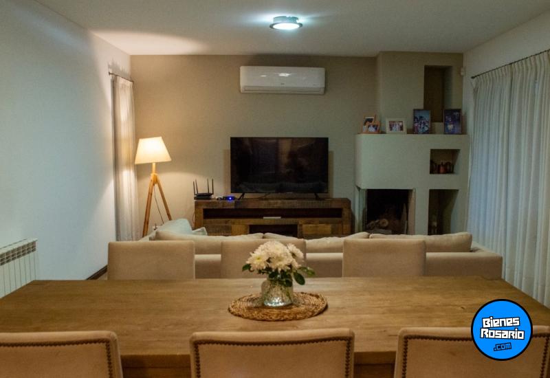 Casas - Funes - Venta