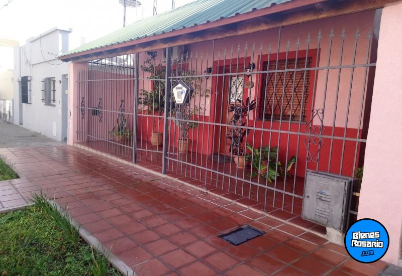Casas - Rosario -  Alquiler