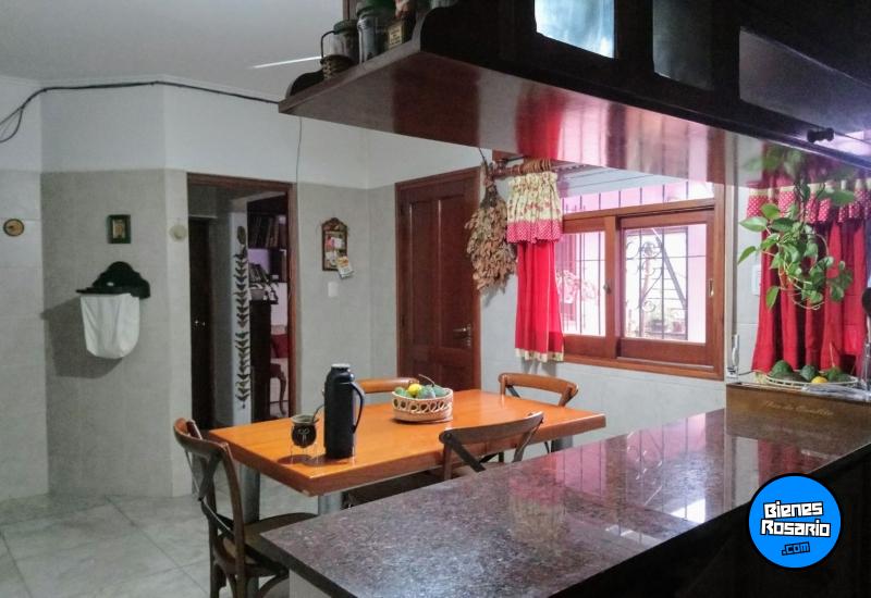 Casas - Rosario -  Alquiler