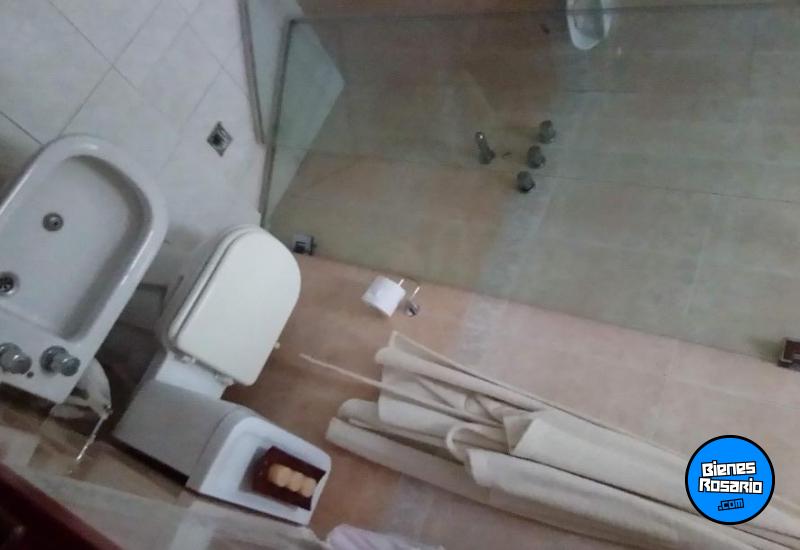 Casas - Rosario -  Alquiler