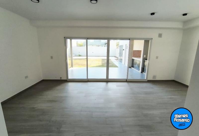 Casas - Funes - Venta