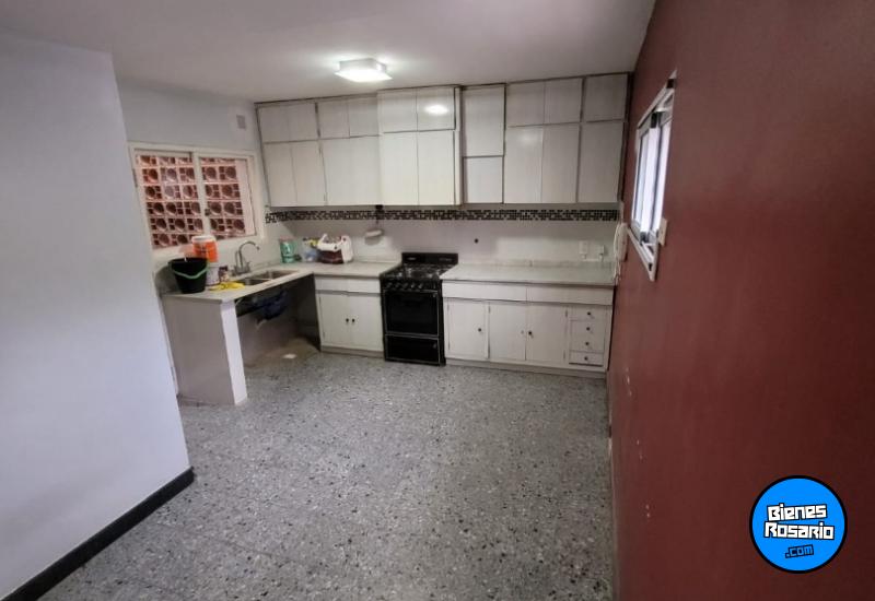 Casas - Rosario -  Alquiler
