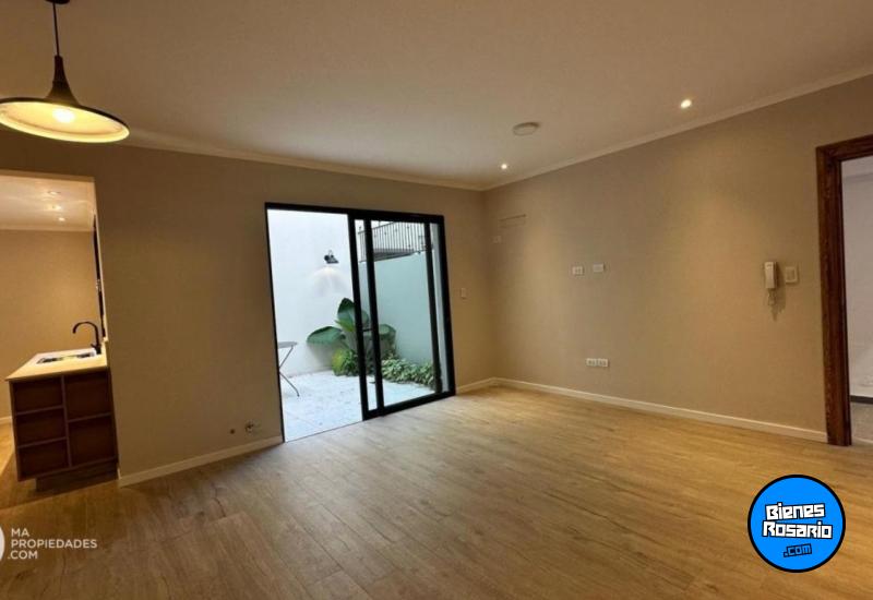Departamentos de pasillo - Rosario - Venta