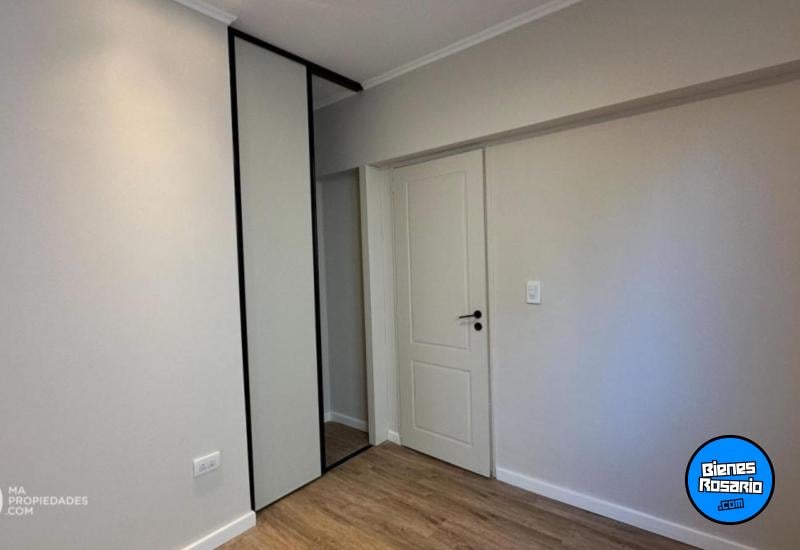 Departamentos de pasillo - Rosario - Venta