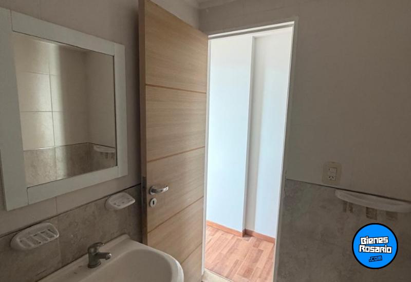 Casas - Rosario -  Alquiler