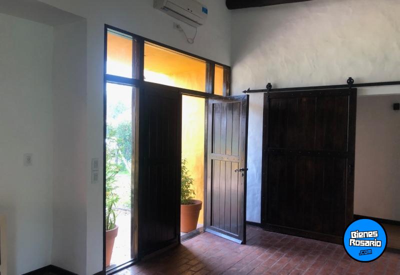 Casas - Pueblo Esther -  Alquiler