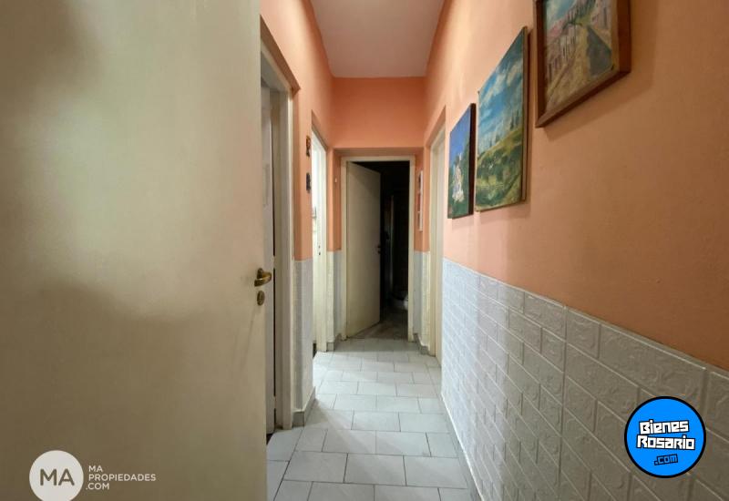 Departamentos de pasillo - Rosario - Venta