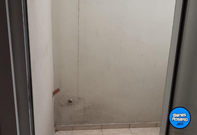 Departamentos de pasillo - Rosario - Venta