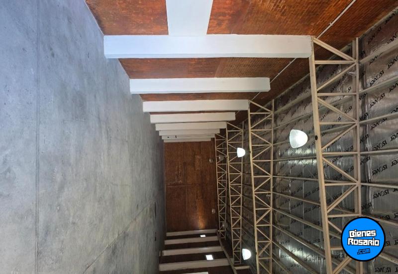 Galpones / Dep�sitos - Villa Gobernador Galvez -  Alquiler
