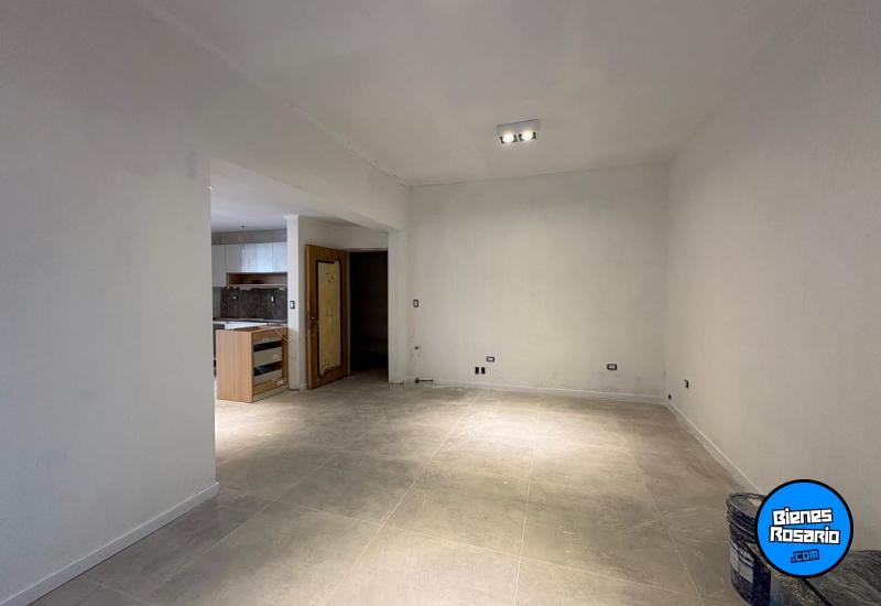 Departamentos de pasillo - Rosario - Venta