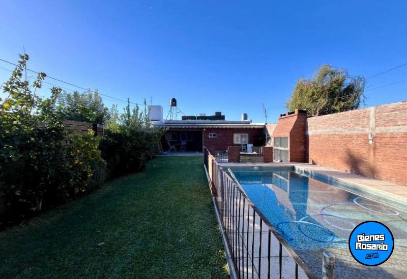 Casas - Alvarez - Venta