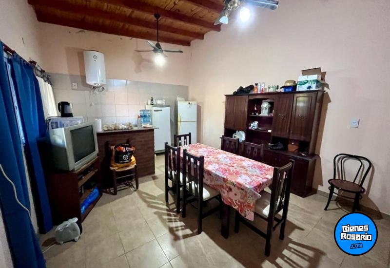 Casas - Alvarez - Venta