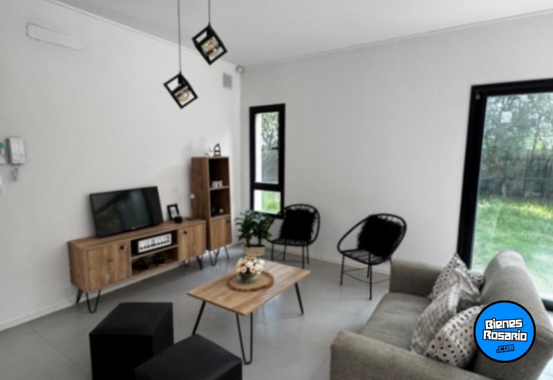 Casas - Funes - Venta