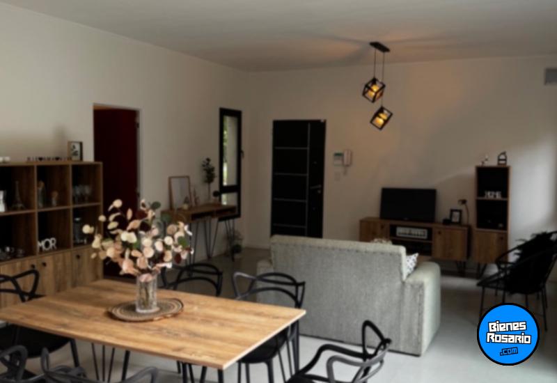 Casas - Funes - Venta