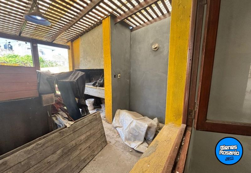 Casas - Funes - Venta