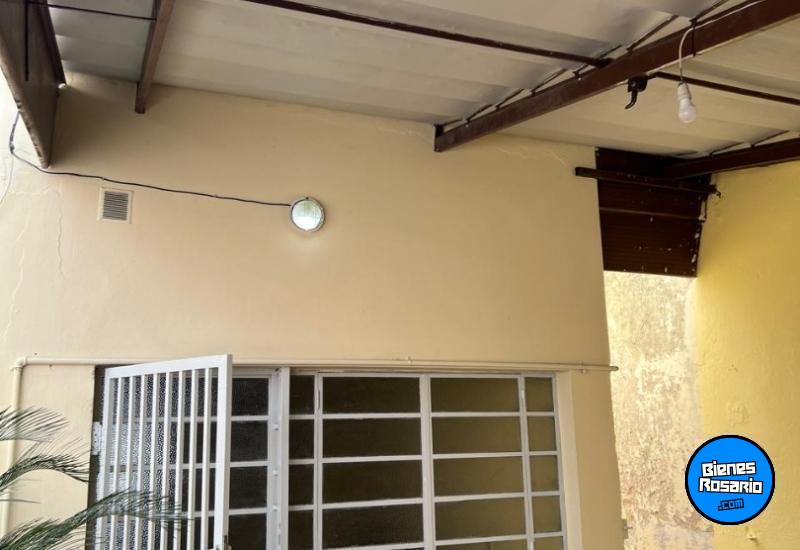Casas - Rosario -  Alquiler