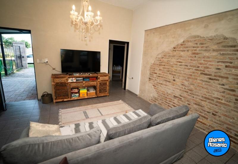 Casas - Rosario -  Alquiler