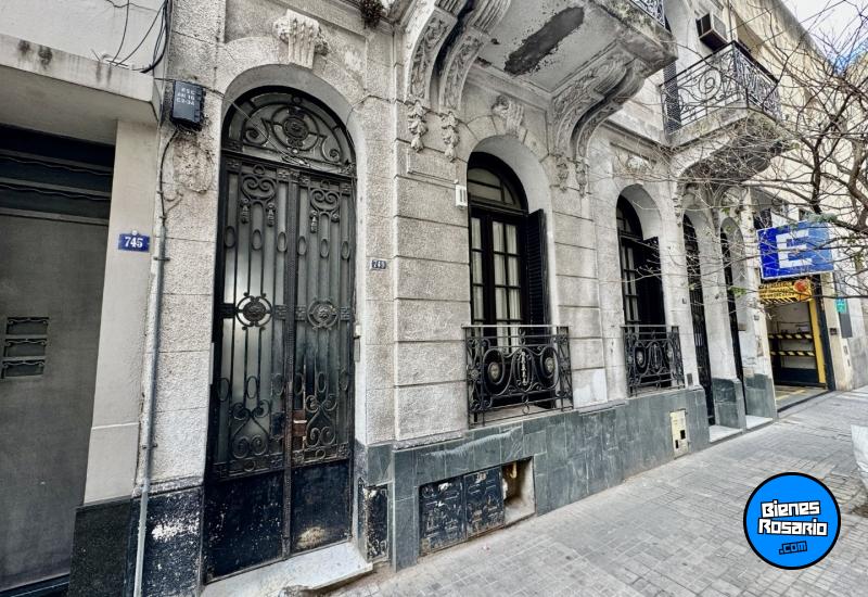 Departamentos de pasillo - Rosario - Venta