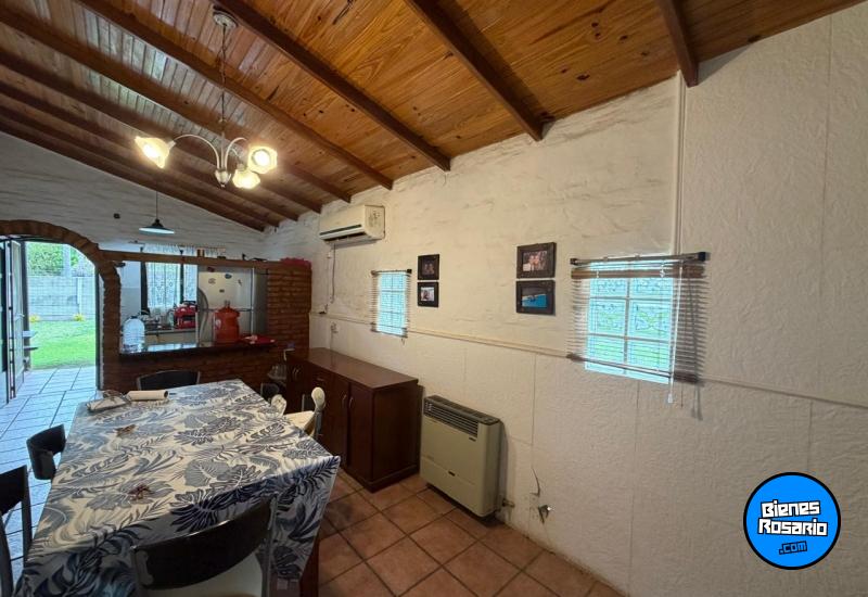 Casas - Funes - Venta