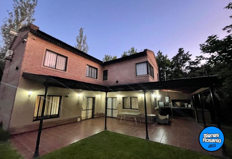 Casas - Funes - Venta