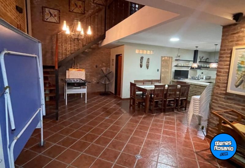 Casas - Funes - Venta