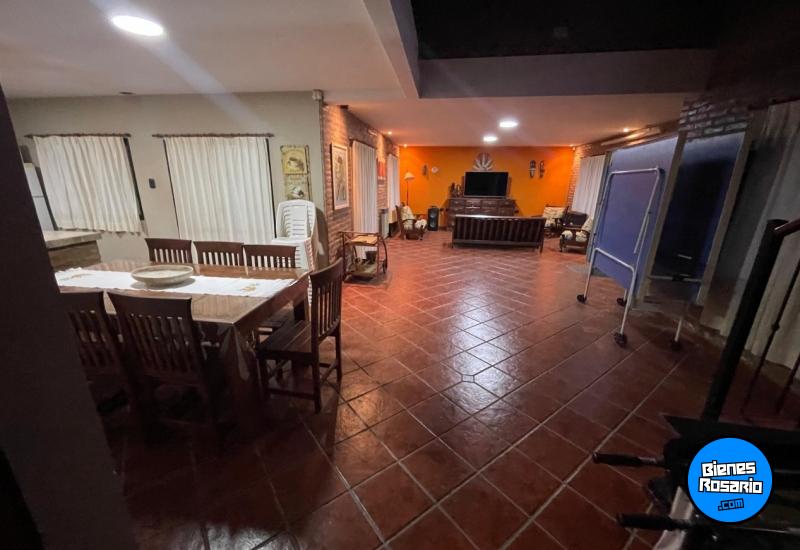 Casas - Funes - Venta