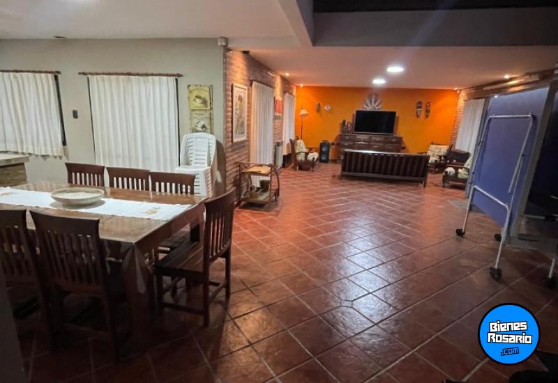 Casas - Funes - Venta