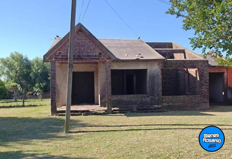 Casas - Uranga - Venta